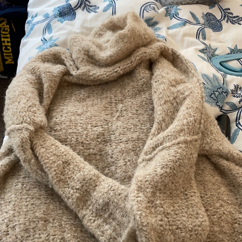 Oversized cozy sweater